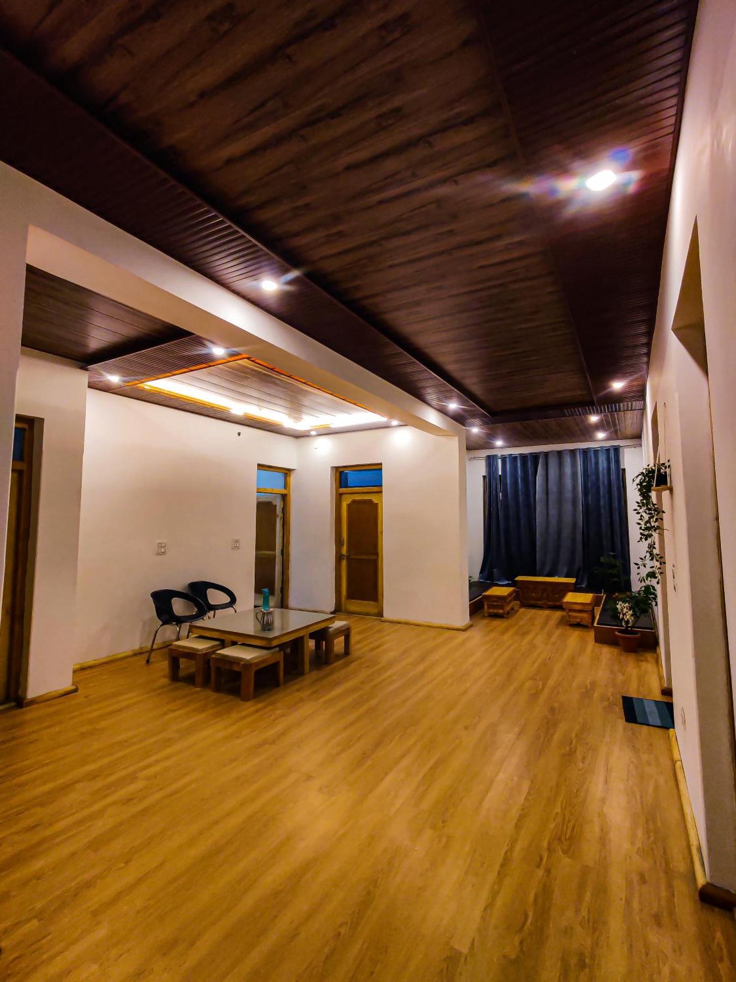 Hotel Traveller Nest Deskit Esterno foto