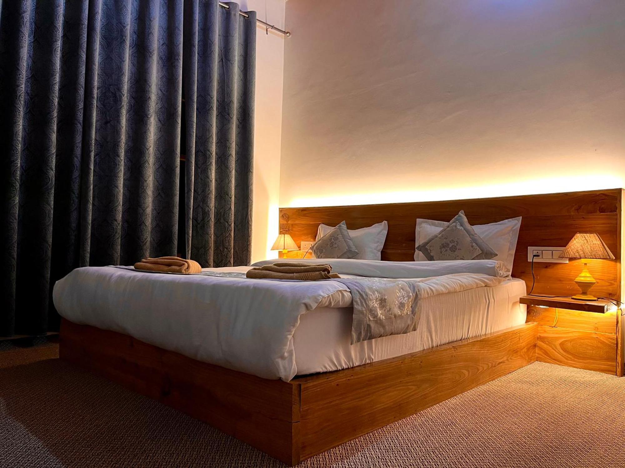 Hotel Traveller Nest Deskit Esterno foto